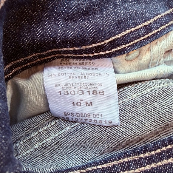 Woman’s LEE Riders Denim Jeans Size 10M 
NWT Stretch Straight Leg​ - Picture 9 of 9